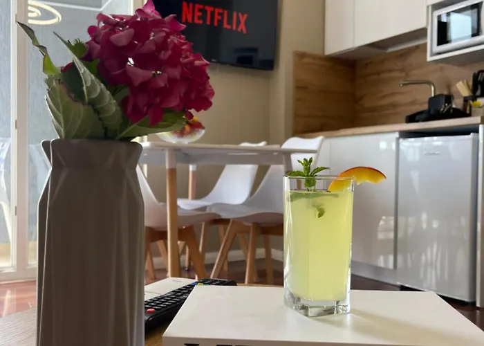 Stadio Апартаменты Шкодер